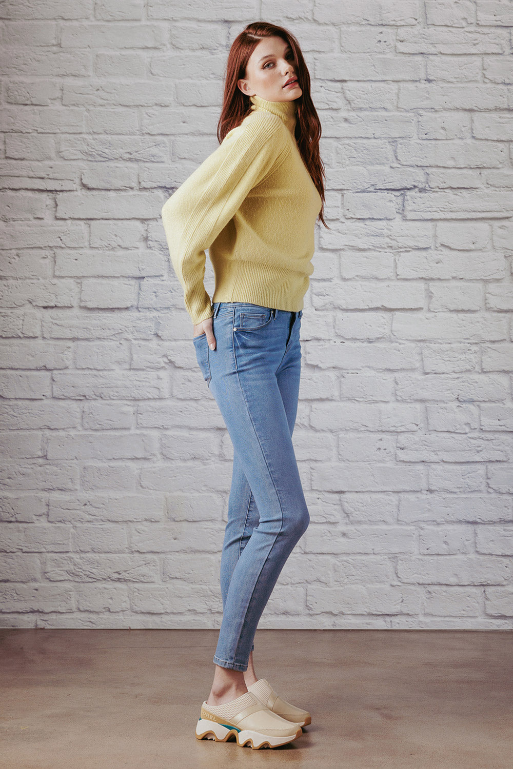 Mid Rise Skinny Jeans-4