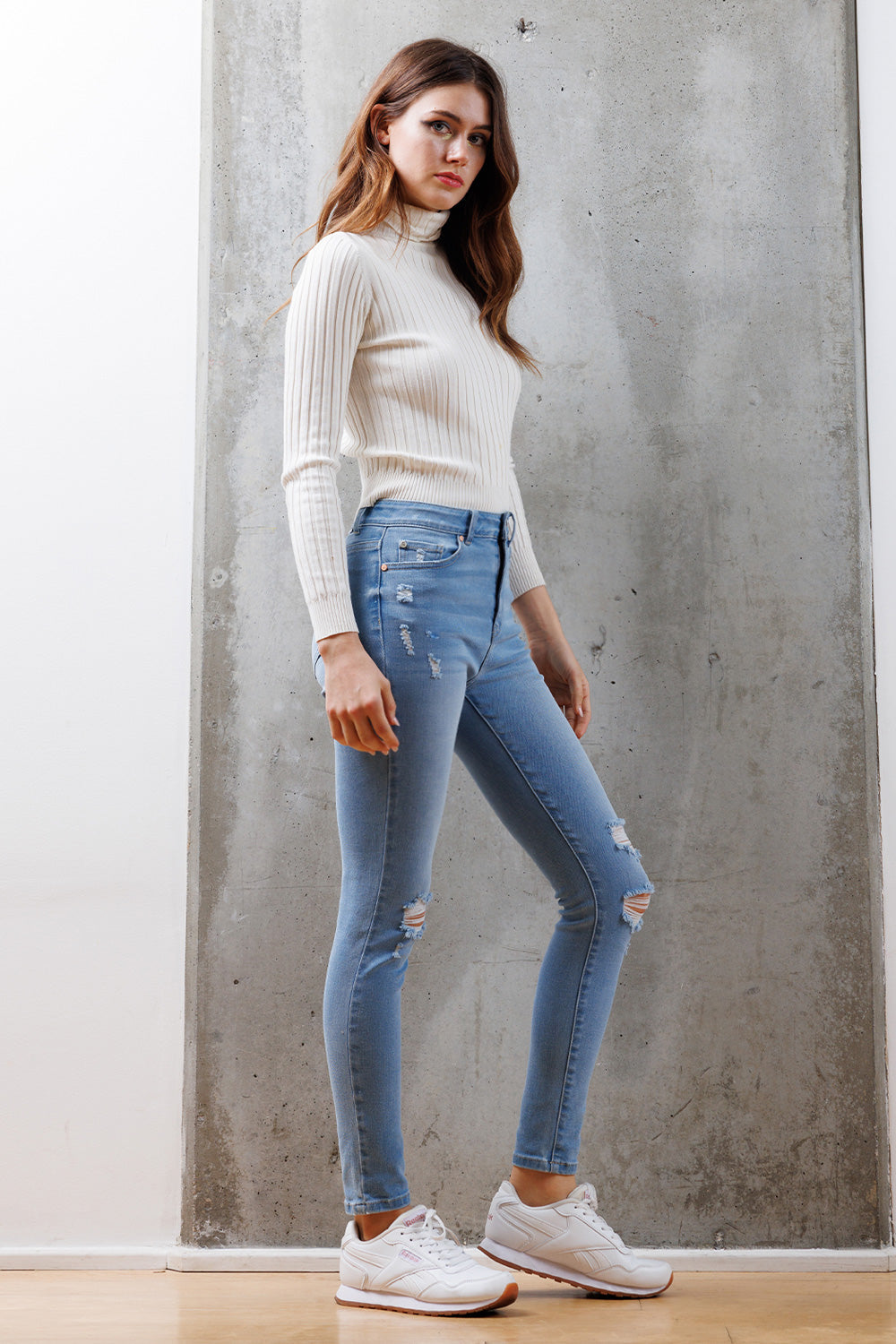 High Rise Destructed Skinny Jeans-3