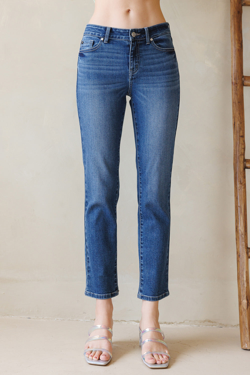 Mid Rise Relaxed Skinny Jeans-4