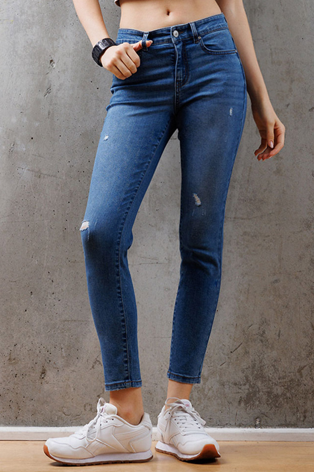 High Rise Destructed Skinny Jeans-4