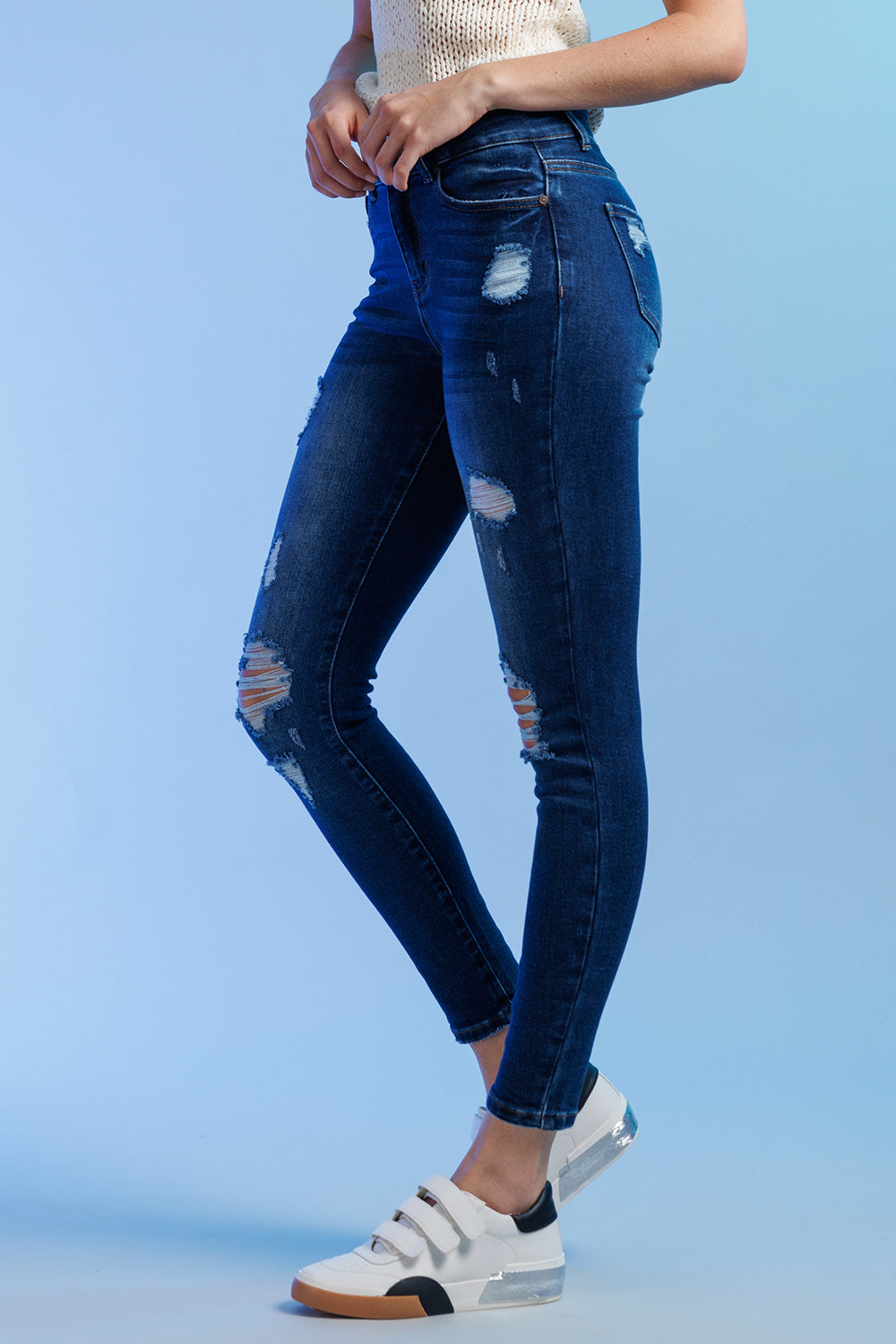High Rise Destructed Skinny Jeans-3