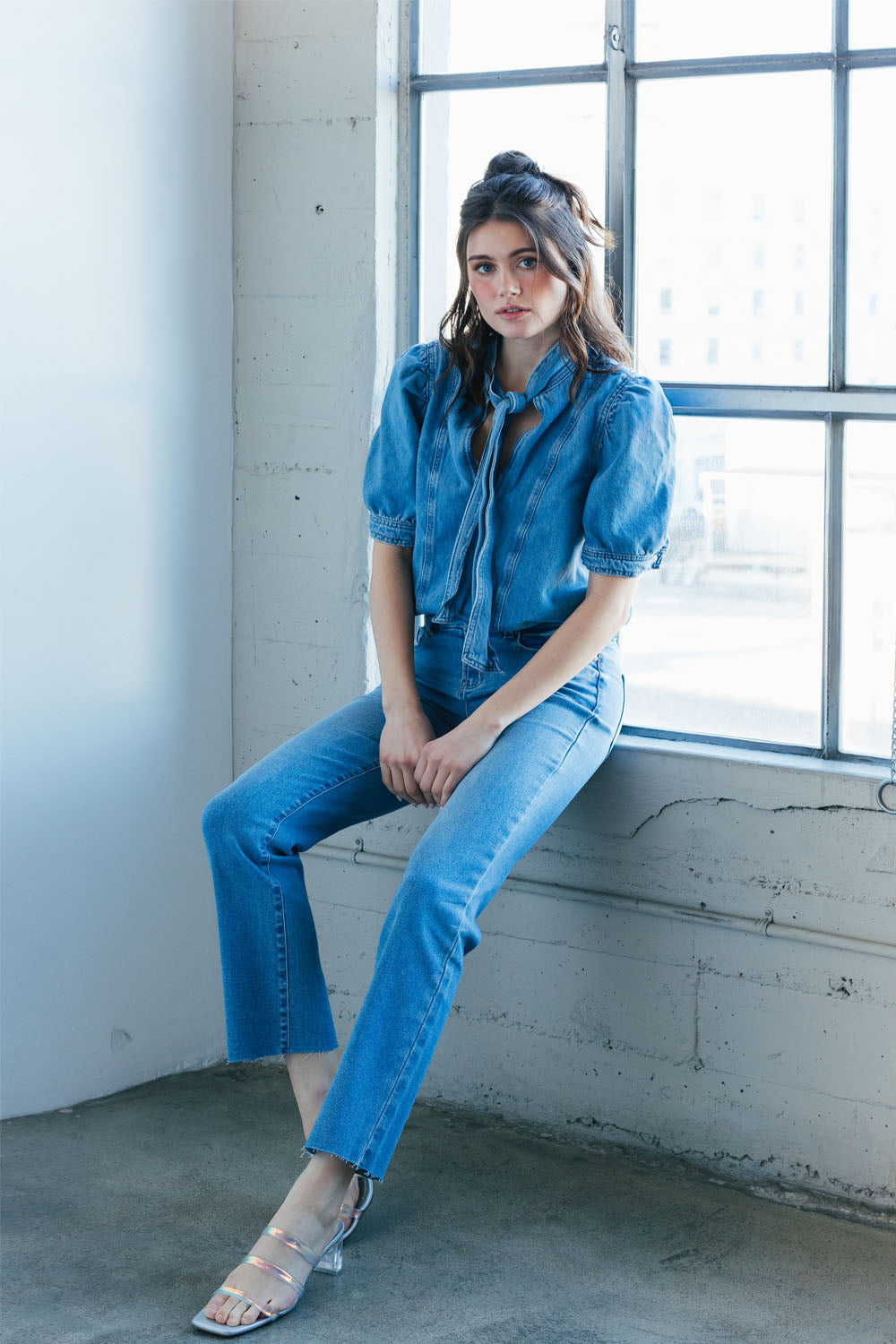 Mid Rise Classic Straight Jeans-3