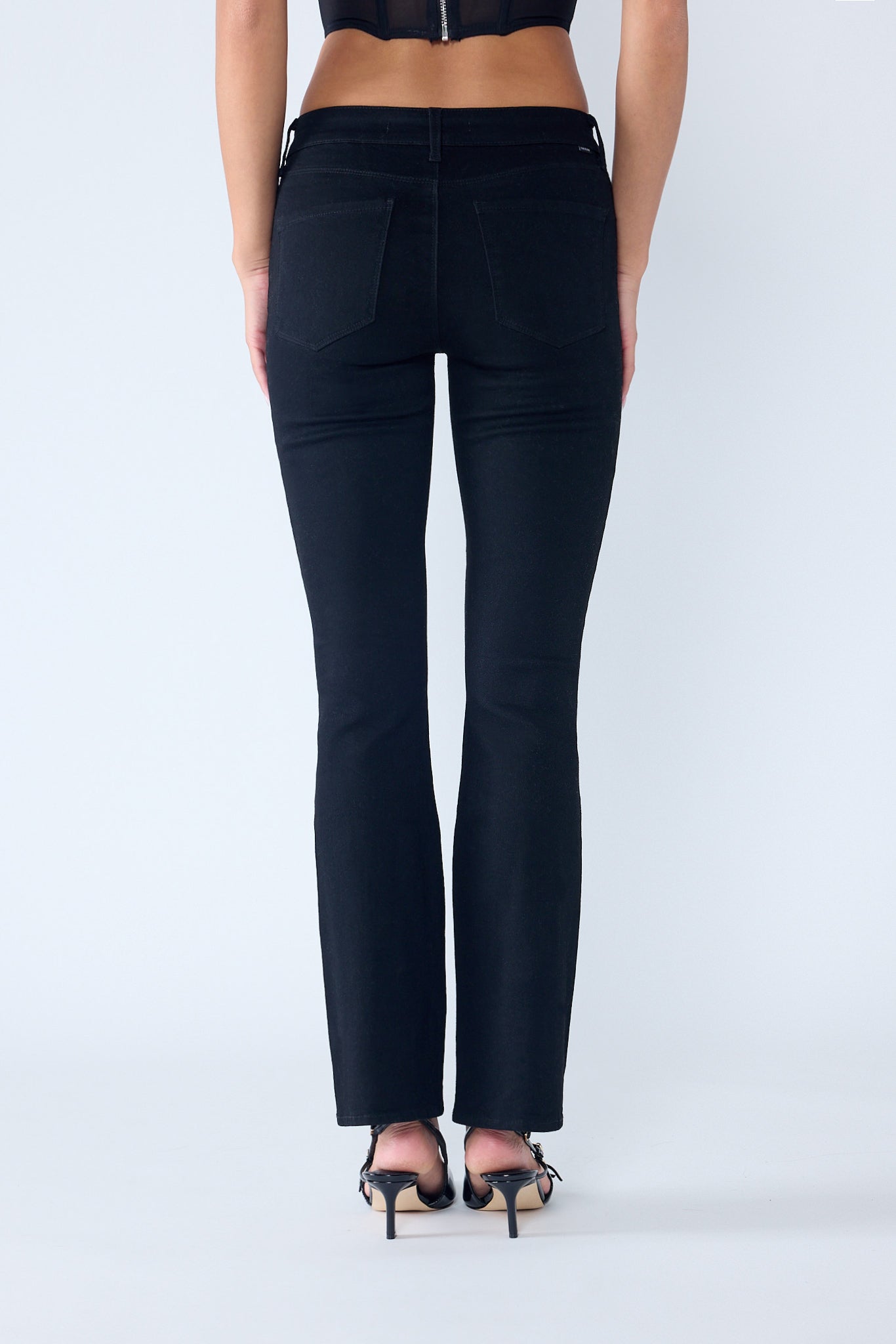 Mid Rise Tacking Detailed Bootcut Jeans-4