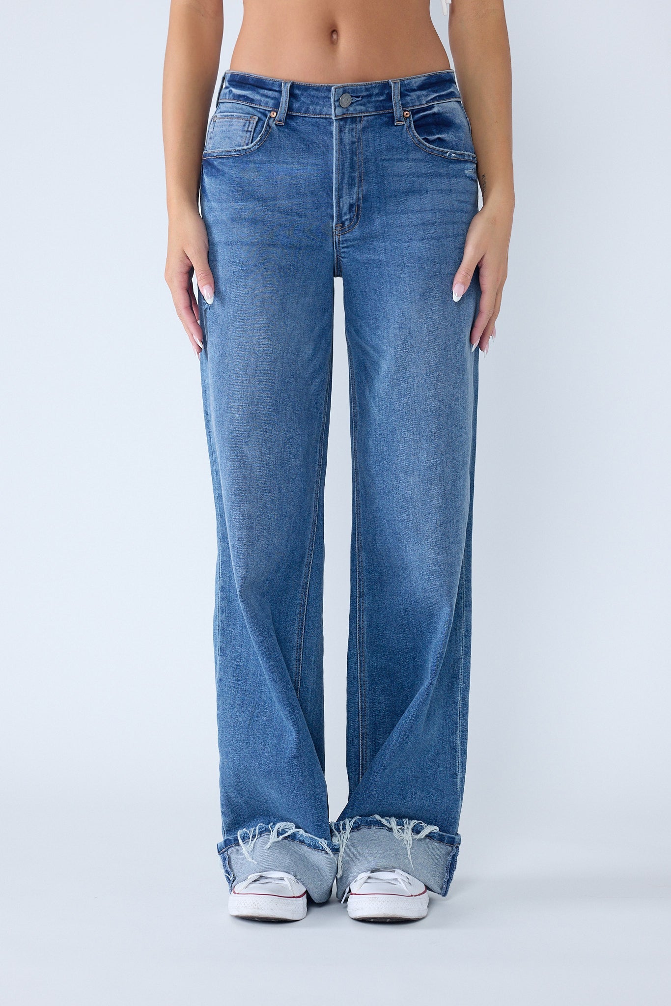 Low Rise Baggy Cuffed Wide Leg Jeans-2