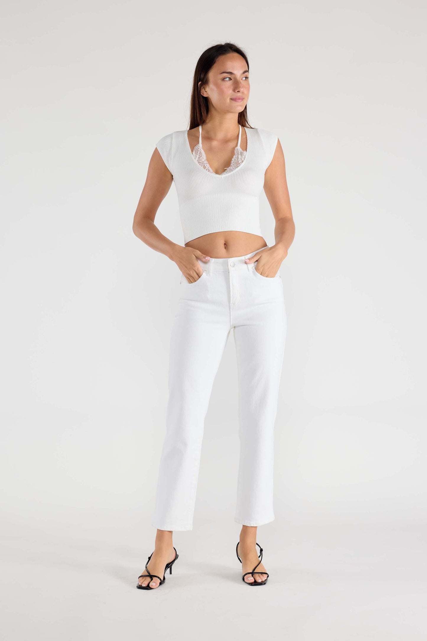Basic White Straight Jeans Regular Hem-3