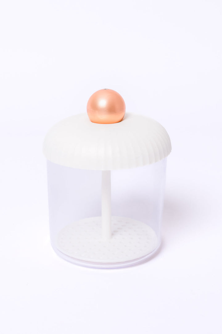 Five Second Foammaker in White &amp; Gold