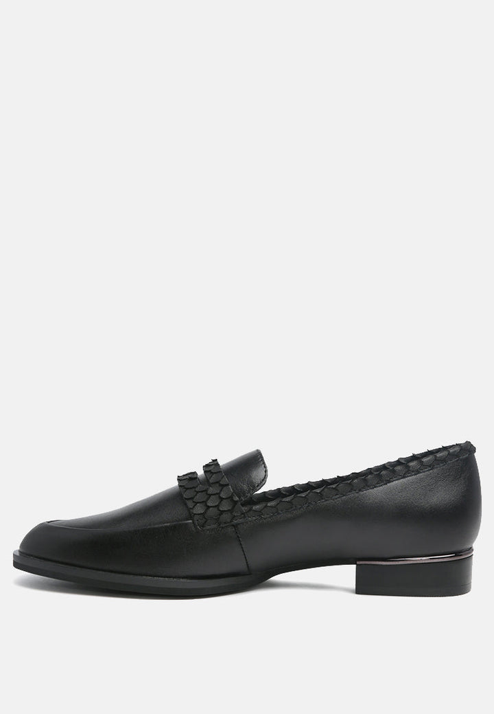 Nadia Snake Textured Loafers-4