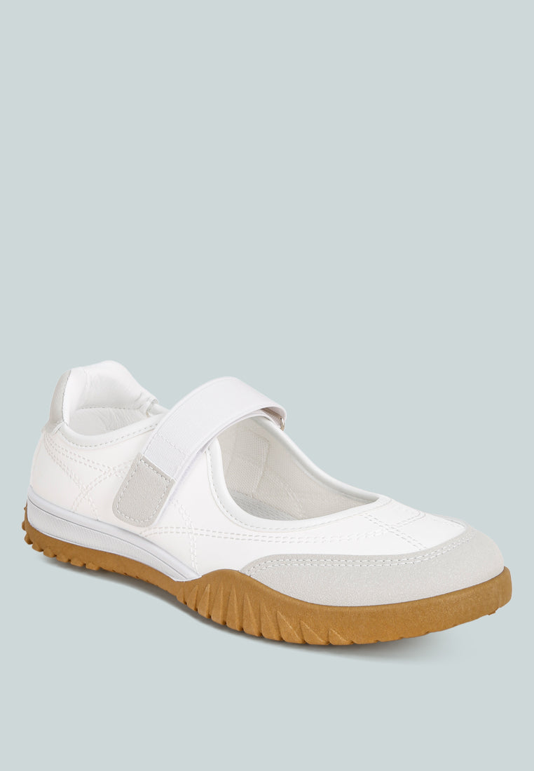 Kairus Adjustable Strap Closure Sneakers-2