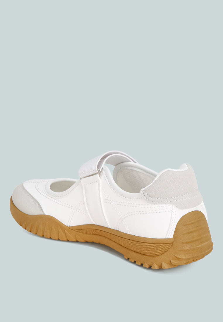 Kairus Adjustable Strap Closure Sneakers-3
