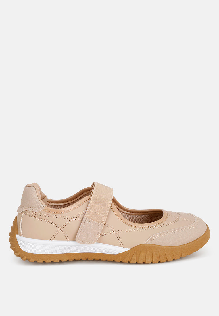 Kairus Adjustable Strap Closure Sneakers-5