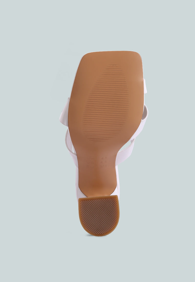 Snatched Intertwined Toe Ring Heeled Sandals-4