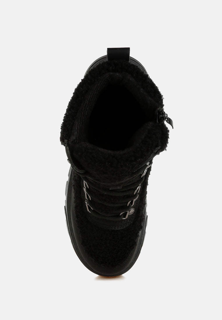 Wellerman Faux Fur Detail Chunky Hiker Boots-3
