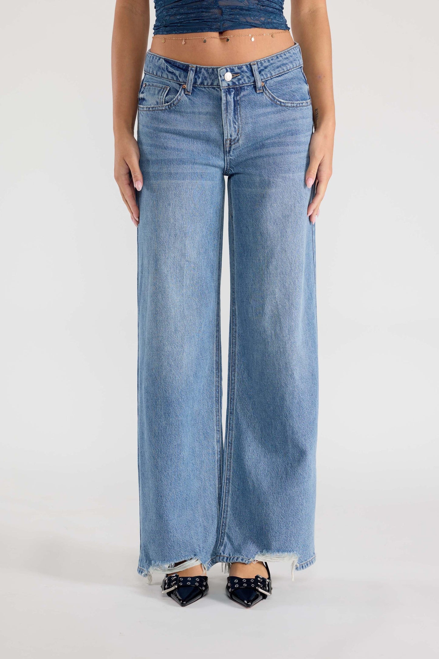 Low Waist Baggy Wide Leg Jeans with Chewed Hem-1