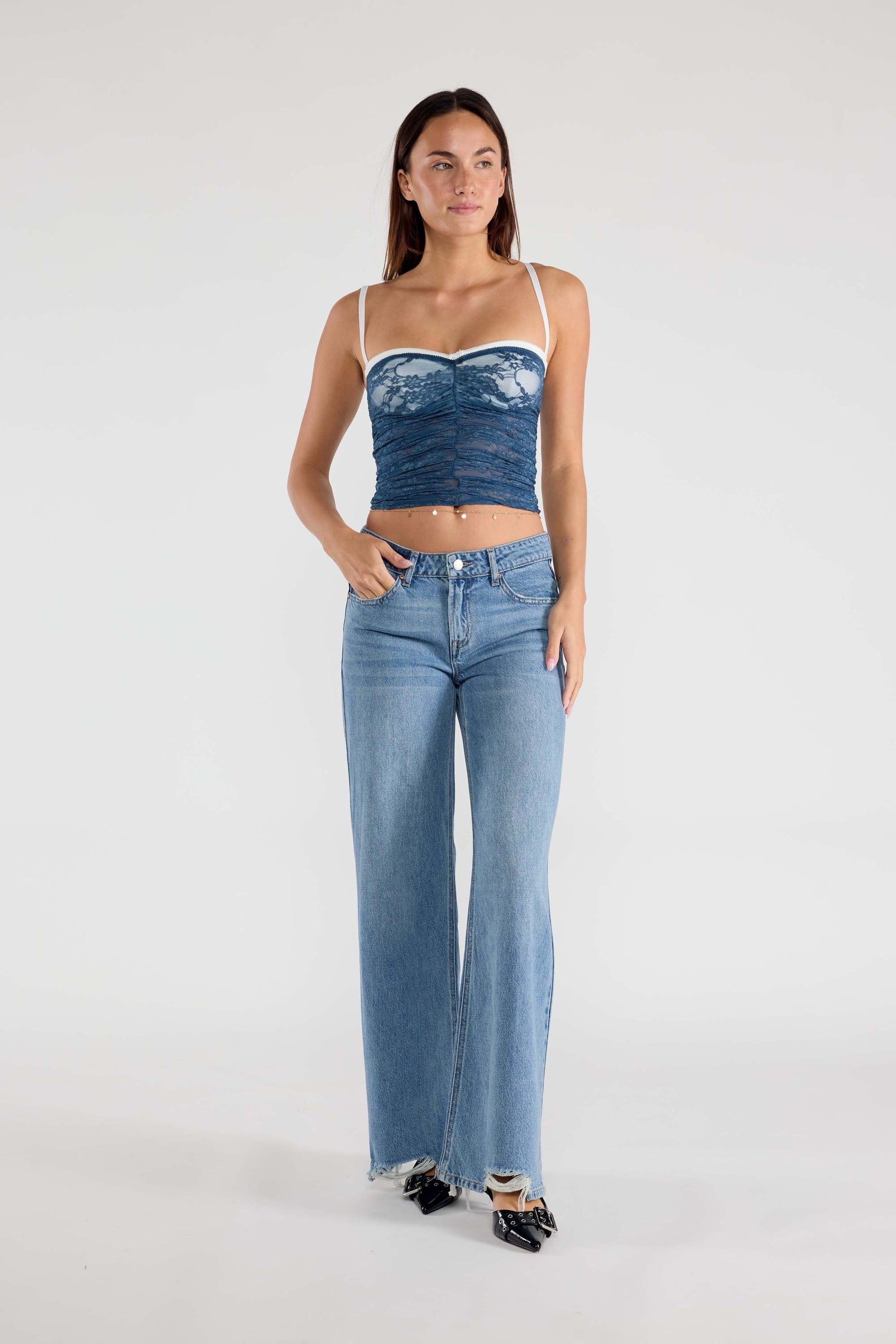 Low Waist Baggy Wide Leg Jeans with Chewed Hem-2