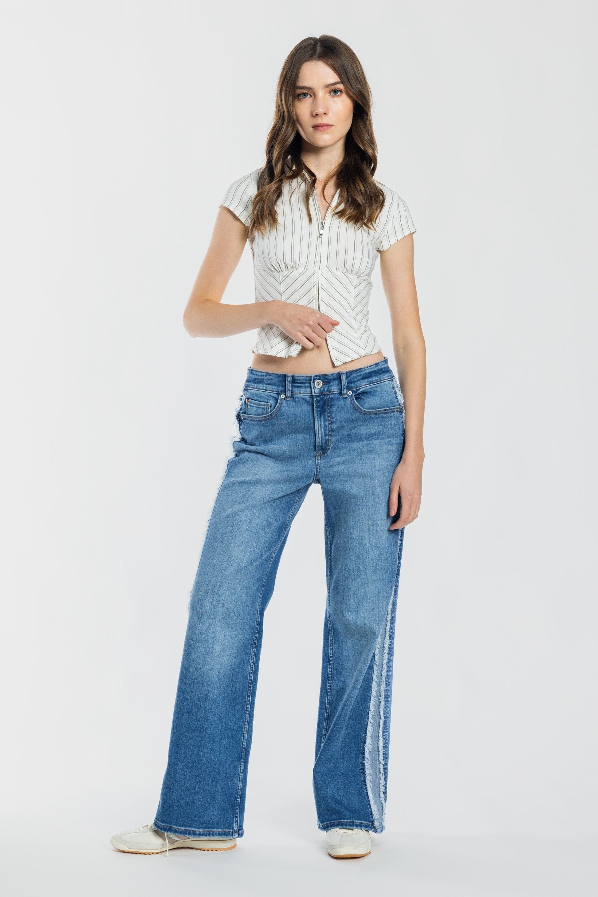 Mid Waist Relaxed Wide Leg Jeans with Side Contrast Detail-0