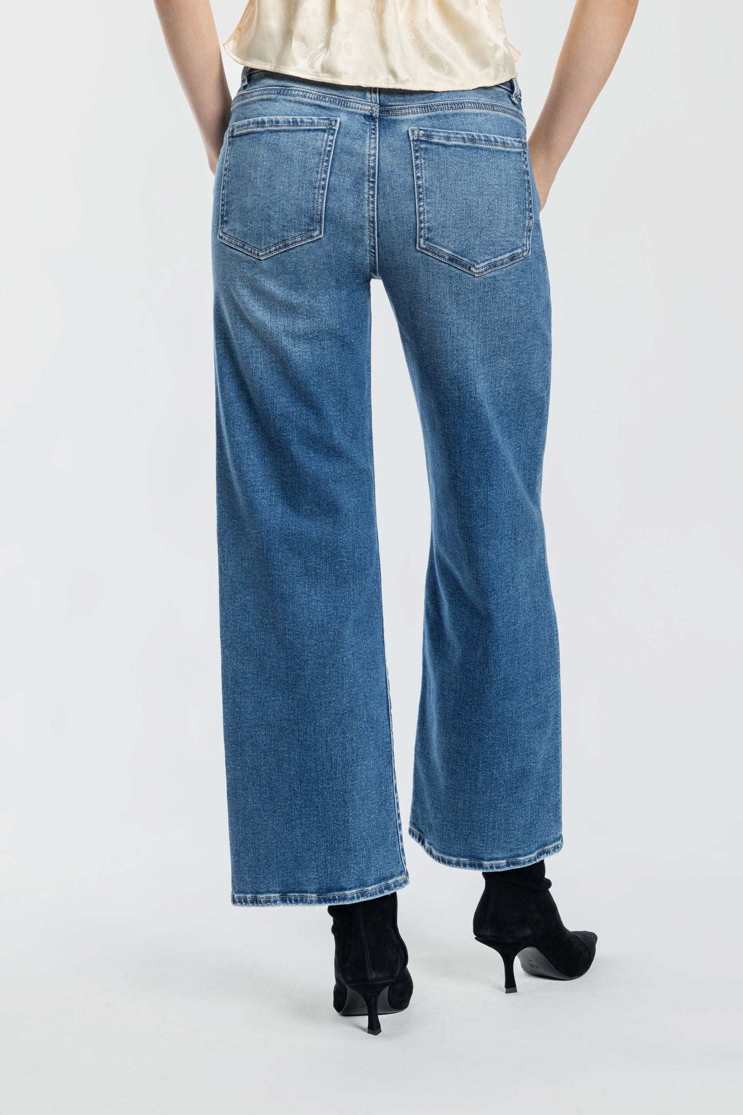 High Rise Crop Wide Leg Jeans-3