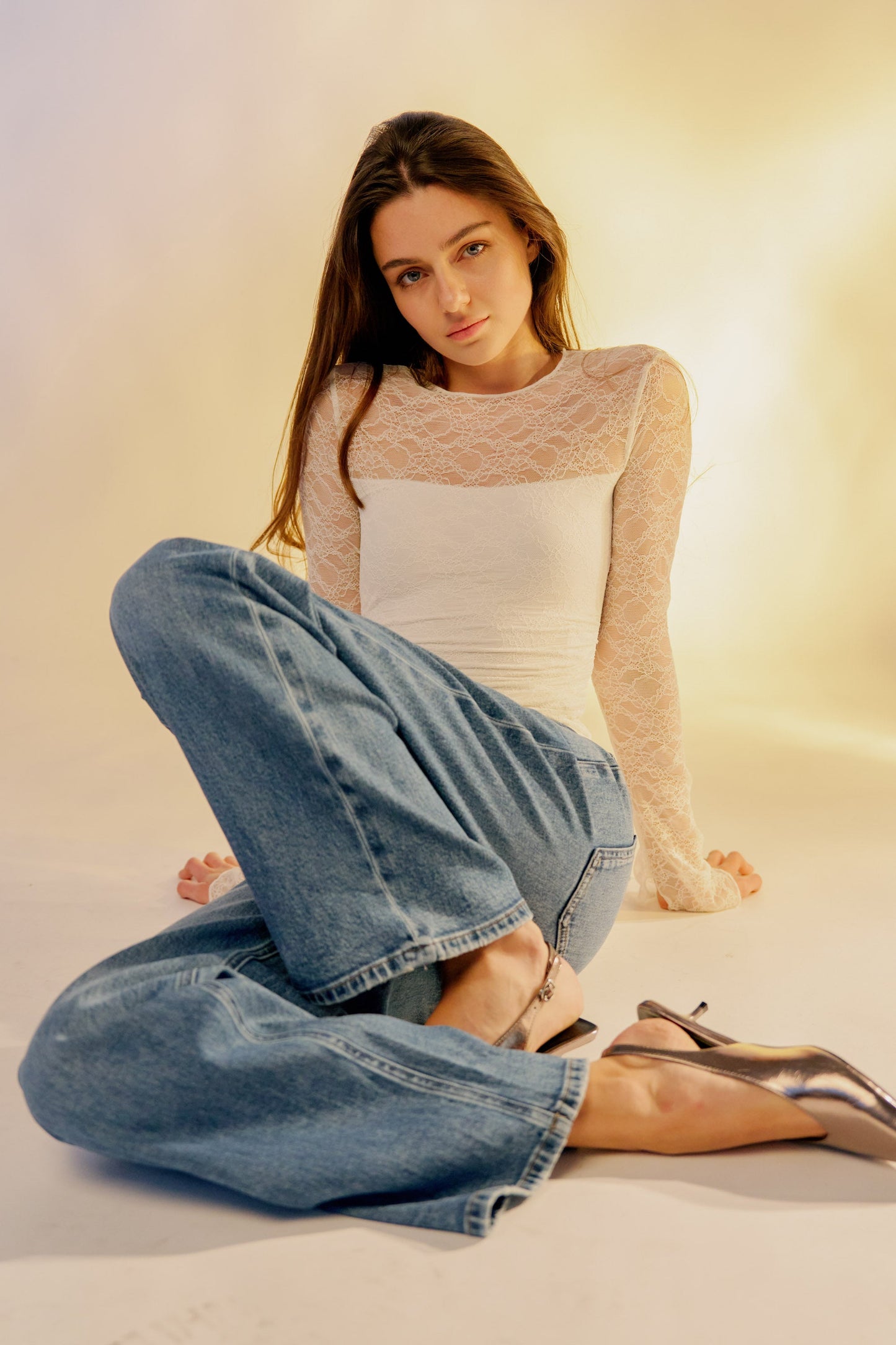 Mid Waist Relaxed Wide Leg Jeans-1