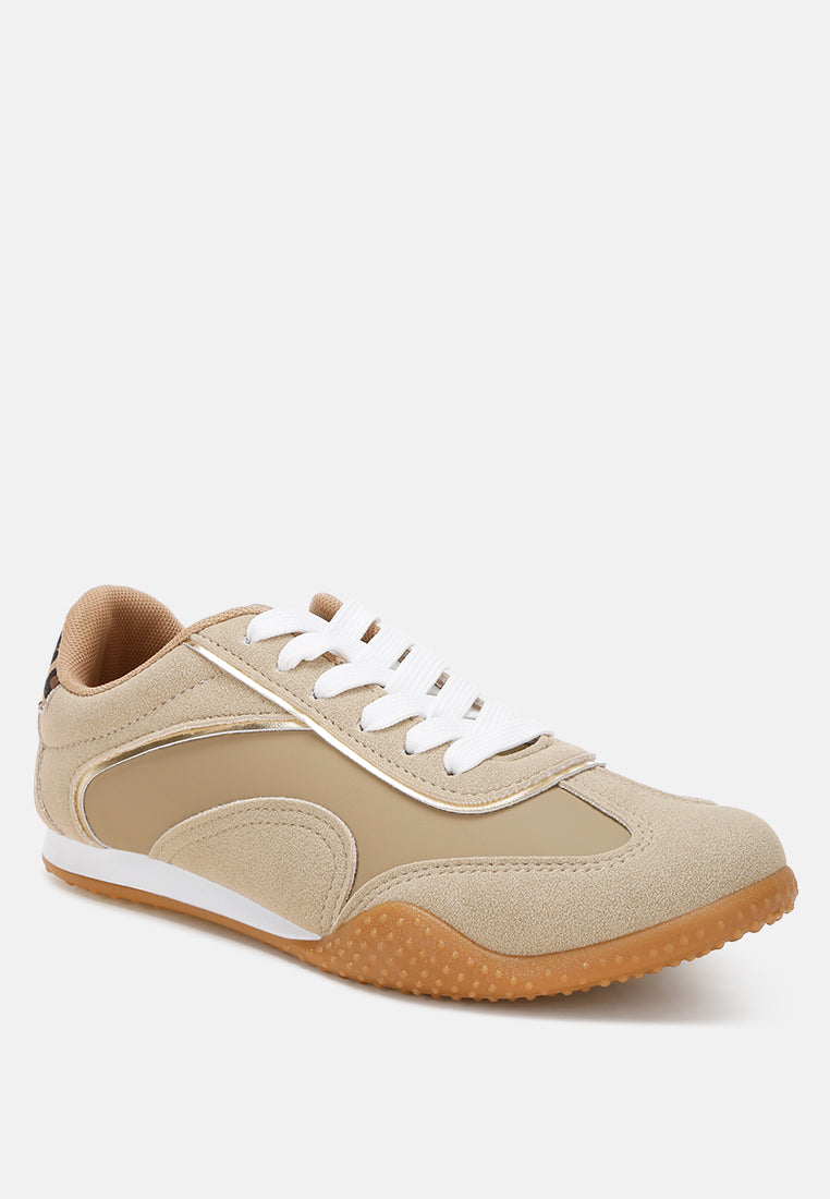 Zuccia Comfortable Lace-Up Sneakers-2