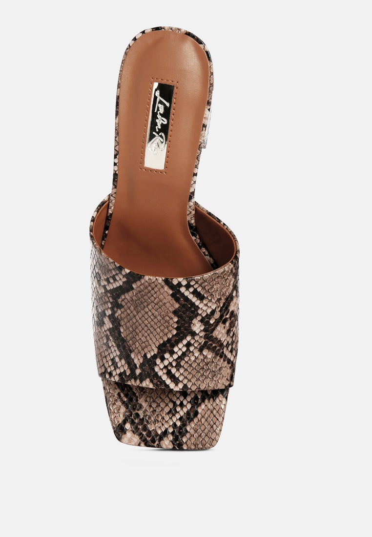 Artemisa Block Heel Slip On Sandals-3