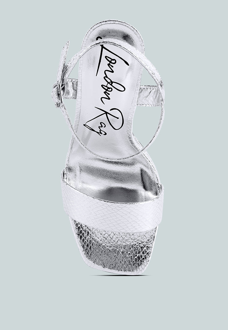 Merengue Textured High Block Heel Sandals-3
